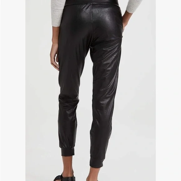 Commando Black Faux Leather Jogger Pants Size Medium - Picture 2 of 10
